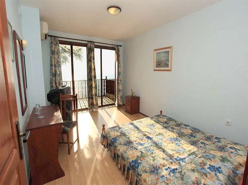 Morski Briag Hotel Altın Kumlar 3*,